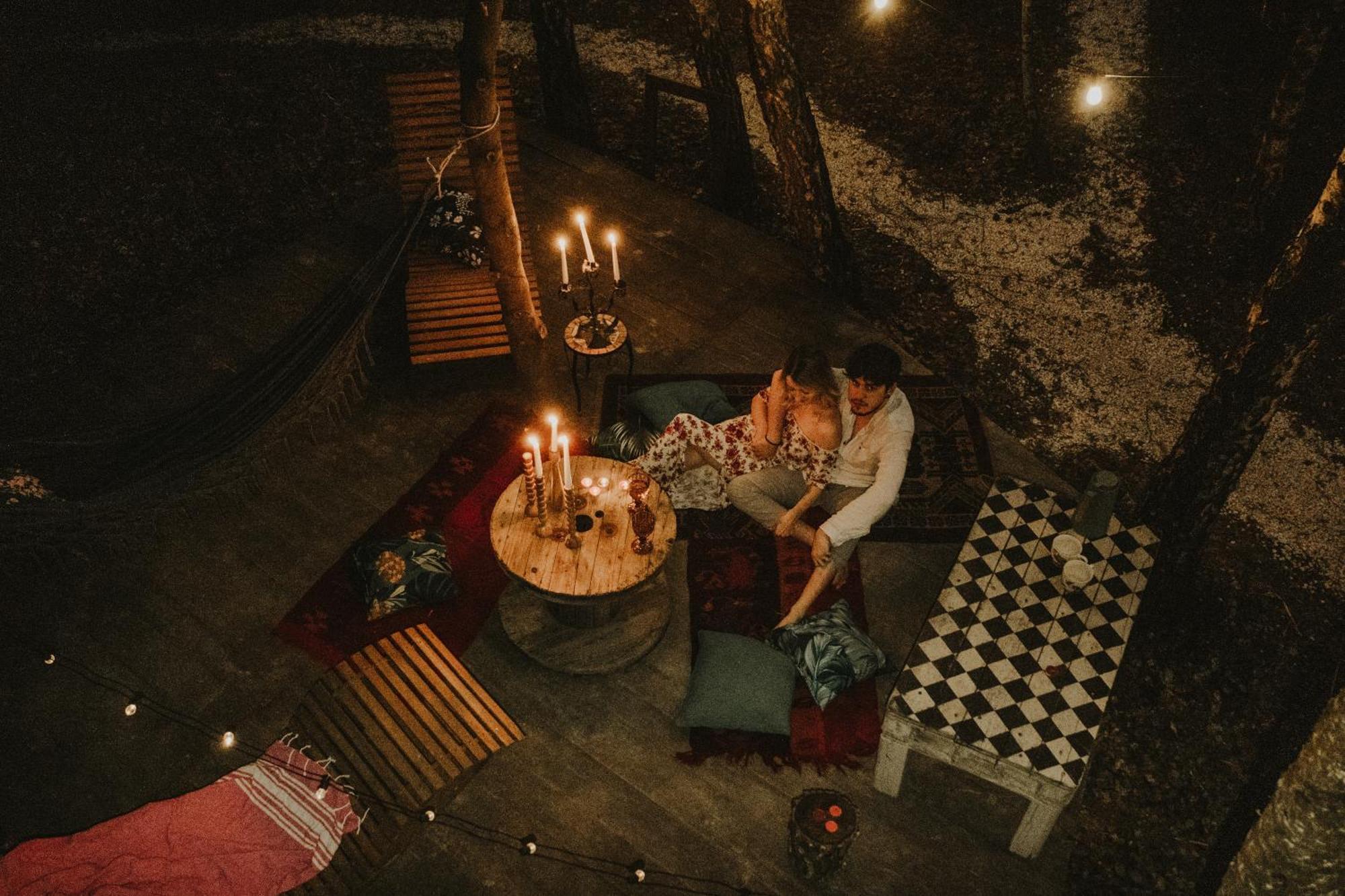 Jurty Z Widokiem, Prywatna Balia- Dzikolas Glamping Krasnobrod Exterior photo